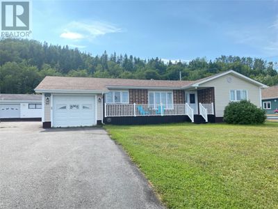 66 Main St, House other with 4 bedrooms, 3 bathrooms and null parking in Lewisporte NL | Image 1