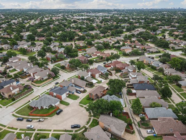 1404 Ranchview Ct, House other with 3 bedrooms, 3 bathrooms and null parking in Carrollton TX | Image 34