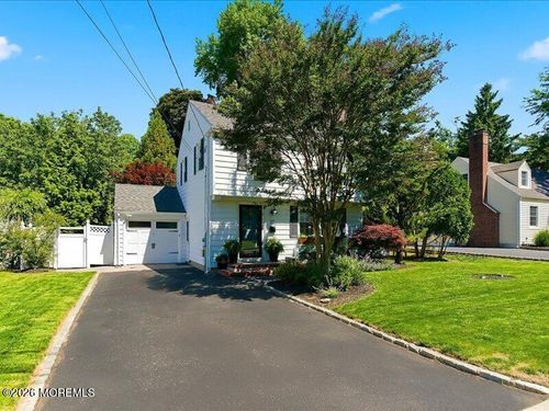 22 Highland Ave, Red Bank, NJ, 07701-2226 | Card Image