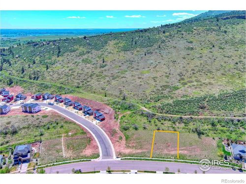 350 Mcconnell Dr, Lyons, CO, 80540-3805 | Card Image