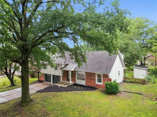 12918 Sycamore Ave, Grandview, MO, 64030-2178 | Card Image