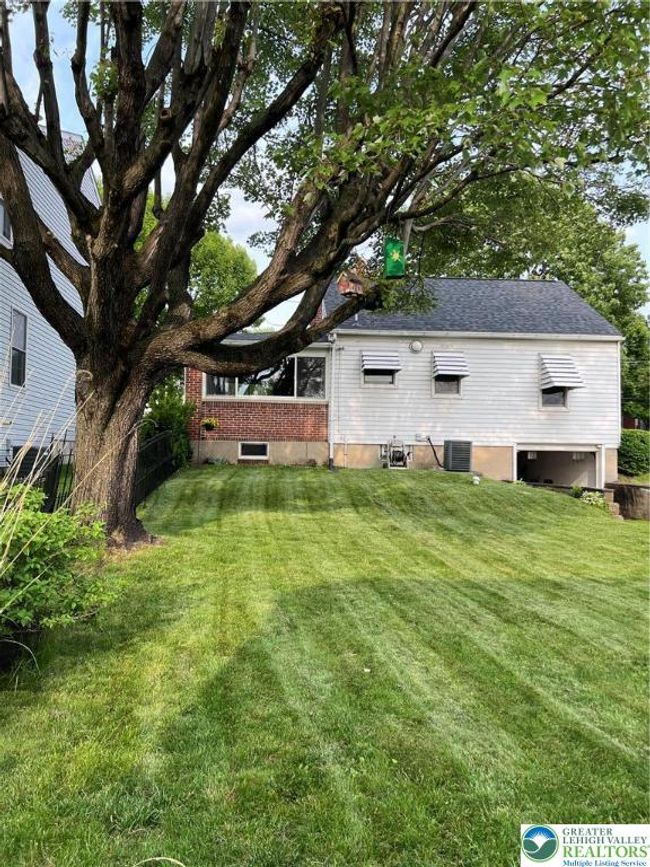 1540 Riegel St, House other with 2 bedrooms, 1 bathrooms and null parking in HELLERTOWN PA | Image 15