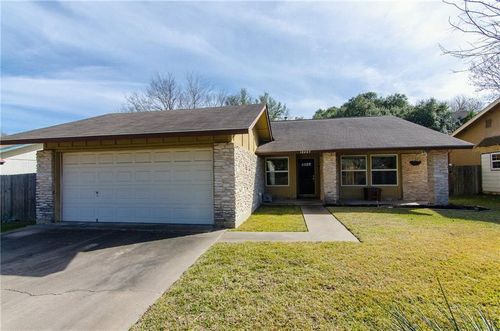 10405 Firethorn Ln, Austin, TX, 78750-1740 | Card Image