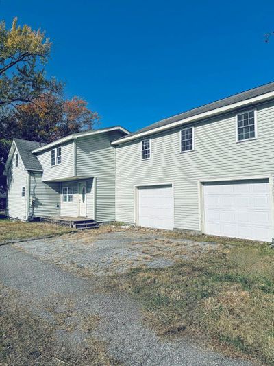 92 Meadow Street, House other with 3 bedrooms, 1 bathrooms and null parking in Rutland City VT | Image 2