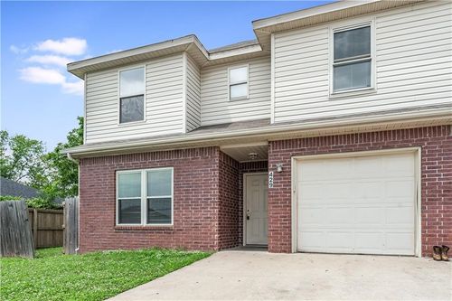 3005 S E St, Rogers, AR, 72758-8524 | Card Image