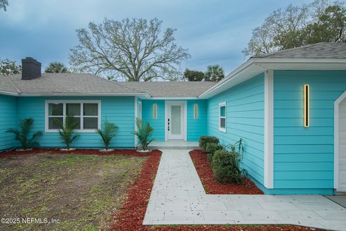 111 Zoratoa Ave, ST AUGUSTINE, FL, 32080-4570 | Card Image