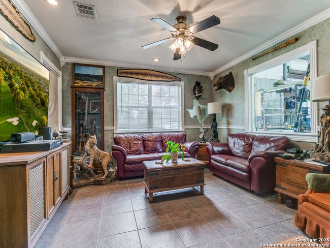 6840 S Loop 1604 W, House other with 3 bedrooms, 3 bathrooms and null parking in Von Ormy TX | Image 35