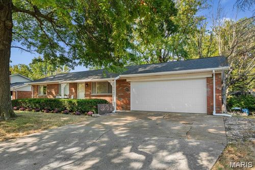 3837 N Illinois St, Swansea, IL, 62226-1929 | Card Image
