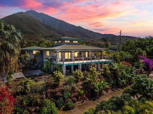 b-676 Kai Hele Ku St, Lahaina, HI, 96761-5729 | Card Image