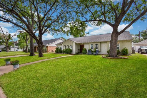 2930 Kevin Ln, Houston, TX, 77043-1309 | Card Image