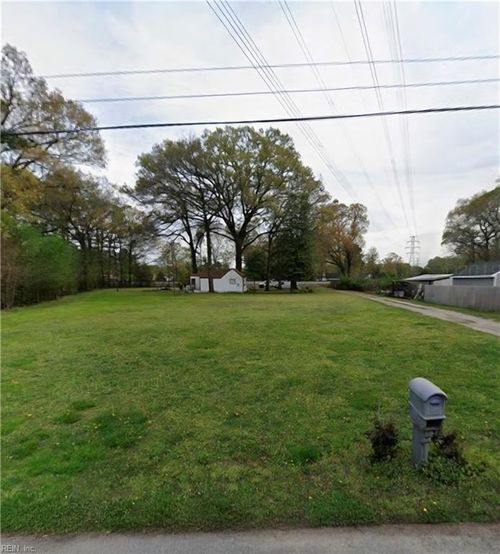 2053 Iowa St, Chesapeake, VA, 23323-5807 | Card Image