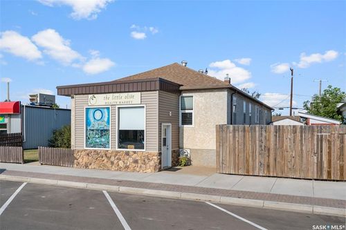 103 Main St, Watrous, SK, S0K4T0 | Card Image