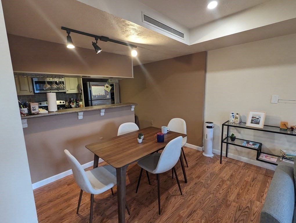 Residential Lease in Chelsea 4