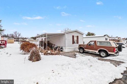 347 Westwood Dr, YORK, PA, 17404-9176 | Card Image