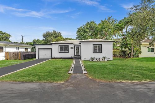 141 Nw 89th St, El Portal, FL, 33150-2433 | Card Image