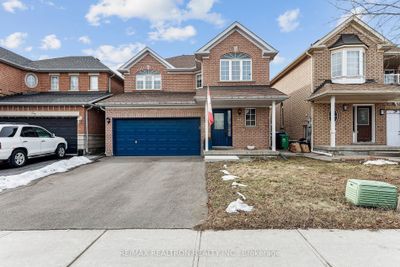 42 Queen Mary Dr, House other with 3 bedrooms, 3 bathrooms and 4 parking in Brampton ON | Image 1