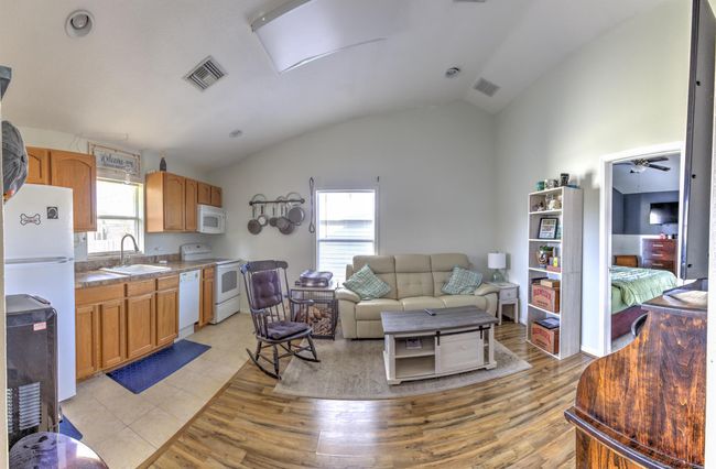 3582 Sw Margela St, House other with 3 bedrooms, 3 bathrooms and null parking in Port St Lucie FL | Image 37