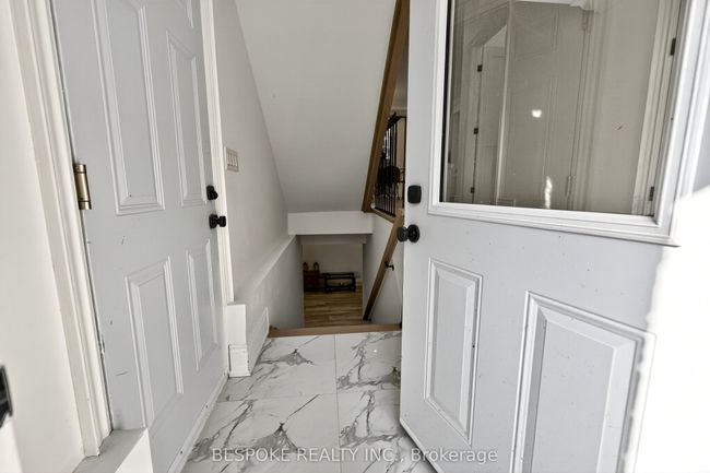 33 Maple St, House other with 4 bedrooms, 5 bathrooms and 5 parking in Ajax ON | Image 37