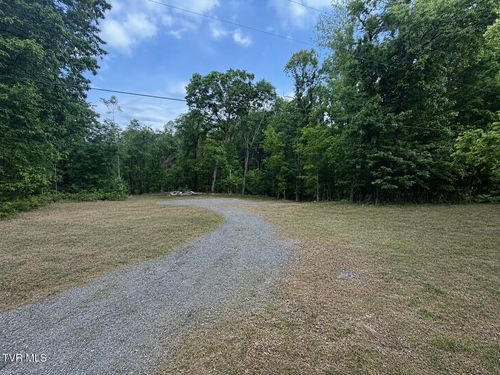 955 Old Hall Rd, Chuckey, TN, 37641-4474 | Card Image