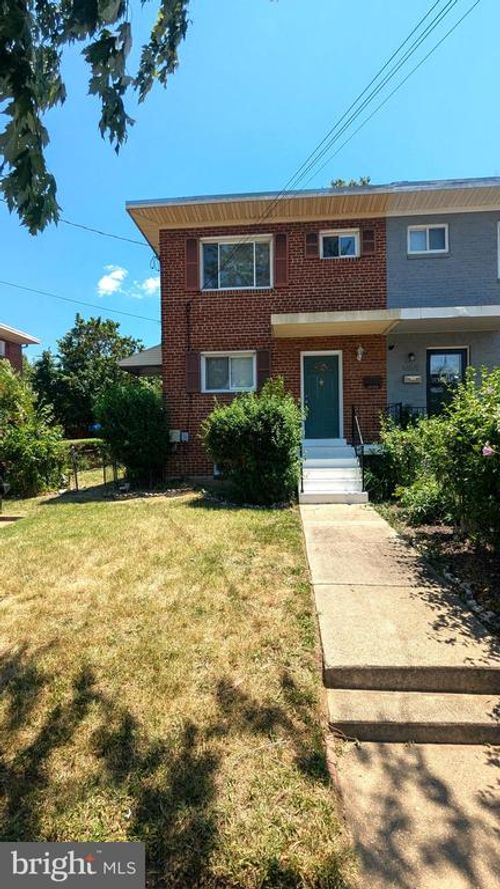 4906 Winthrop St, OXON HILL, MD, 20745-2666 | Card Image