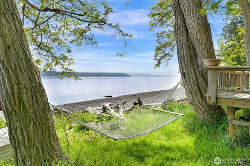 1865 Seacrest Dr, Lummi Island, WA, 98262-8624 | Card Image