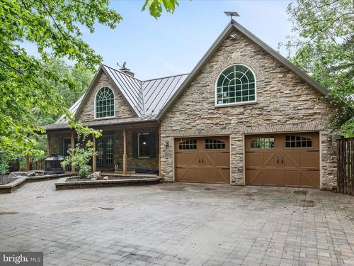 227 Haines Dr, CAPON BRIDGE, WV, 26711-8702 | Card Image