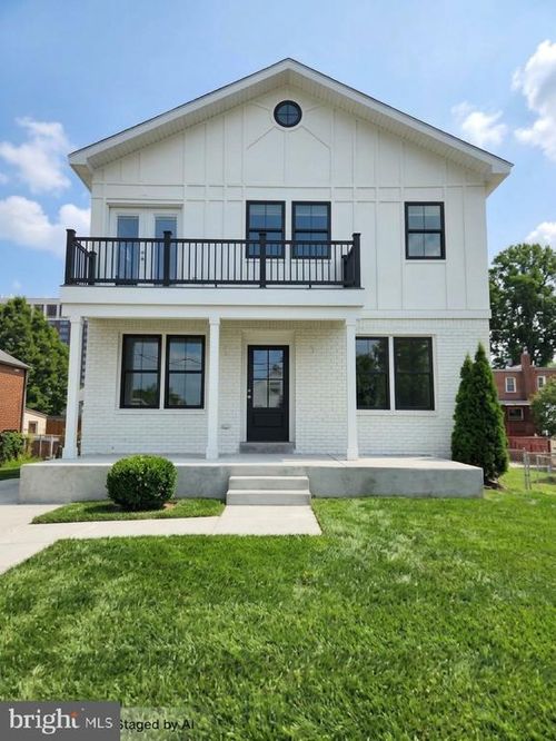 818 S Oak St, ARLINGTON, VA, 22204-4510 | Card Image
