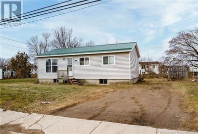 17 Morgan St, House other with 3 bedrooms, 1 bathrooms and null parking in Richibucto NB | Image 1