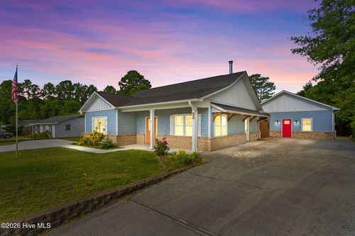 621 Hadley Ct, Wilmington, NC, 28405-2537 | Card Image