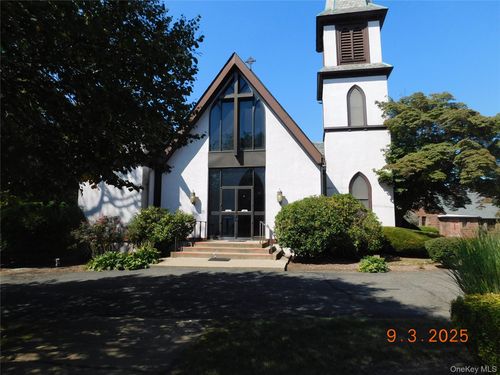 65 Washington Ave, Suffern, NY, 10901-5619 | Card Image