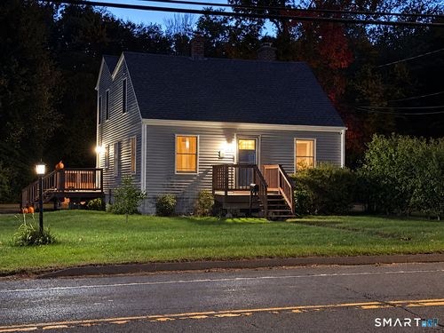 102 N Main St, Windsor Locks, CT, 06096-1444 | Card Image