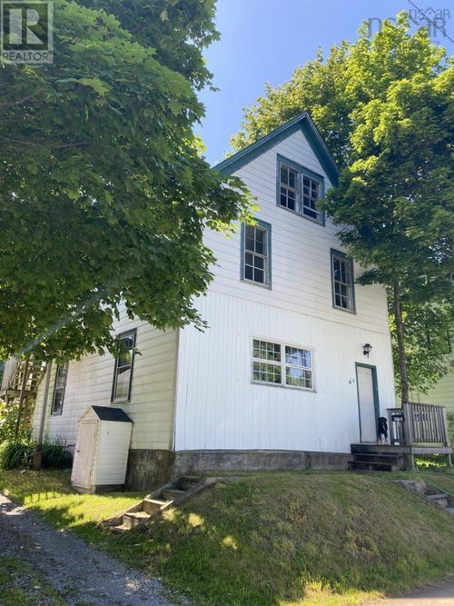 64 Archibald Ave, North Sydney, NS, B2A2X1 | Card Image