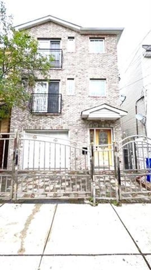 1-268 Grant Ave, Jersey City, NJ, 07305-3794 | Card Image