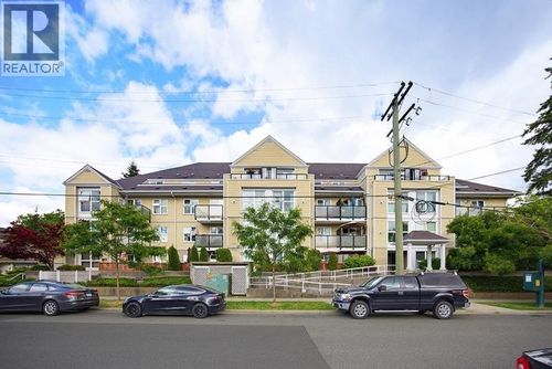 ph4-1519 Grant Ave, Port Coquitlam, BC, V3B7S8 | Card Image