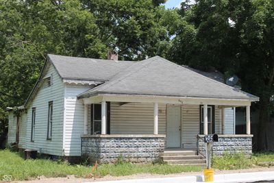 606 W Main Street W, House other with 2 bedrooms, 1 bathrooms and null parking in Waveland IN | Image 2