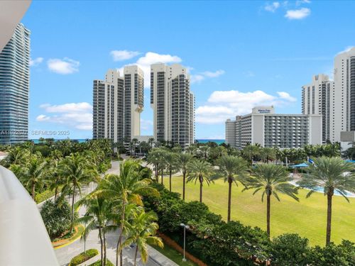 625-19370 Collins Ave, Sunny Isles Beach, FL, 33160-2440 | Card Image