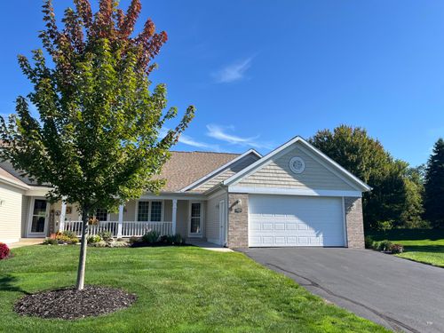 8903 N Clearwater Dr, Zeeland, MI, 49464-9227 | Card Image