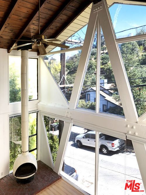 8437 Ridpath Dr, LOS ANGELES, CA, 90046-7709 | Card Image