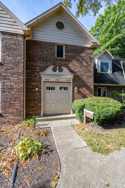 2910 Stillman Ave, Indianapolis, IN, 46268-1255 | Card Image