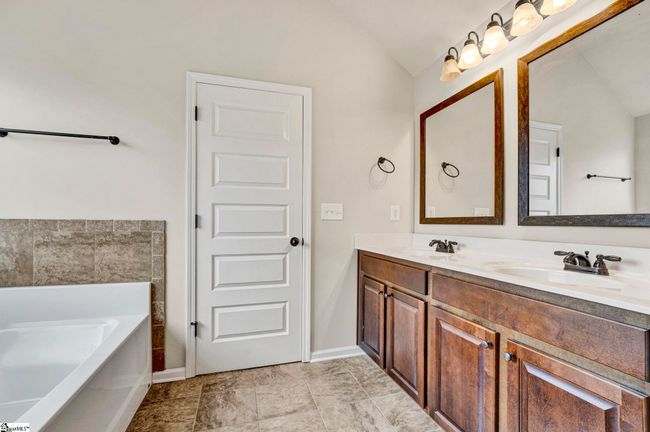530 W Holloway Dr, House other with 5 bedrooms, 3 bathrooms and 2 parking in Woodruff SC | Image 26