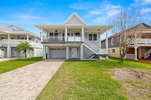 247 126th Ave, Treasure Island, FL, 33706-4420 | Card Image