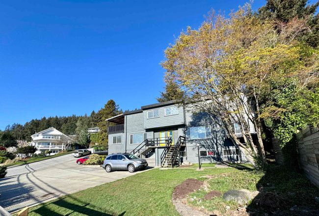455-457 S Fletcher Road, Home with 10 bedrooms, 4 bathrooms and 6 parking in Gibsons BC | Image 29