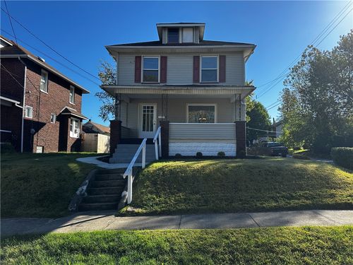 1025 Dushane St, New Castle, PA, 16101-4741 | Card Image