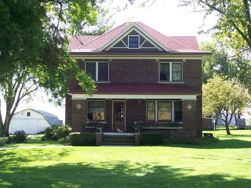 W1361 Decatur Road, Decatur, WI, 53520 | Card Image