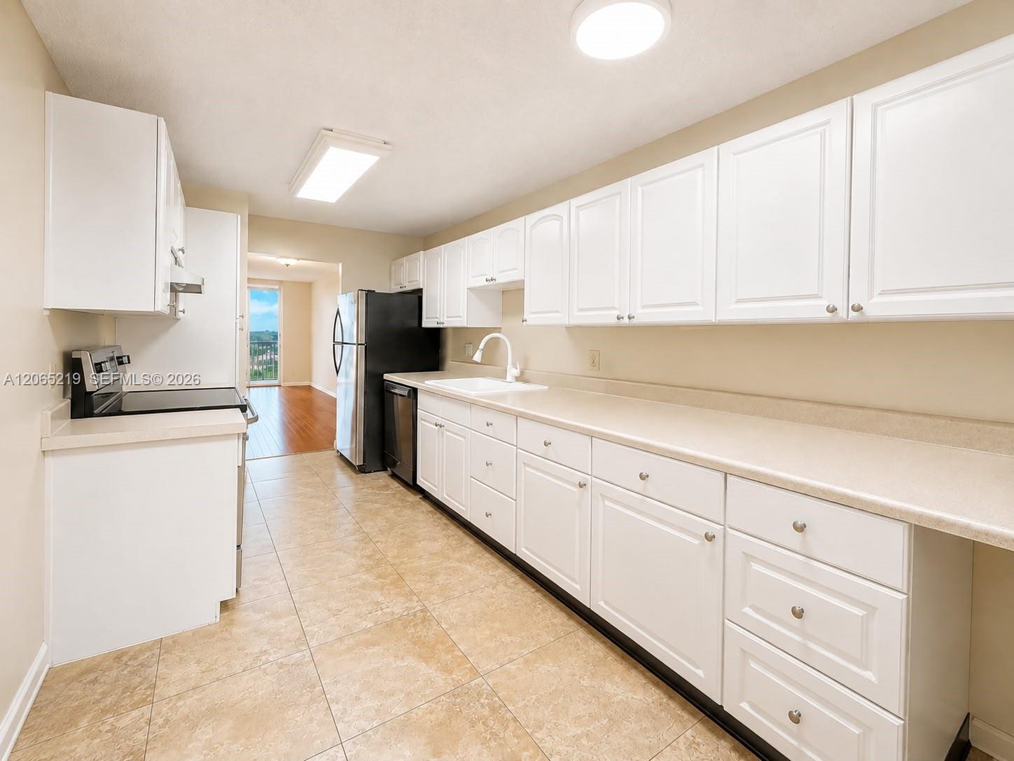 Residential Lease in Plantation 5