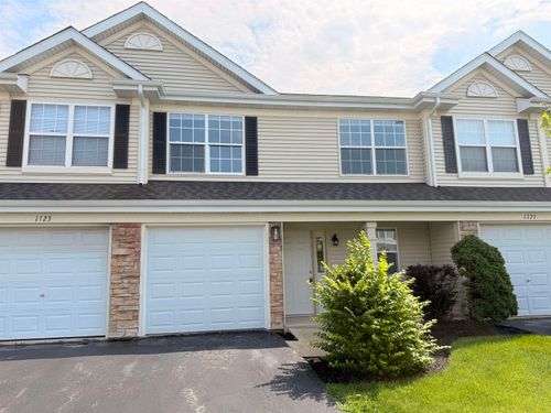 1725 W Chrysler Dr, BELVIDERE, IL, 61008-6019 | Card Image