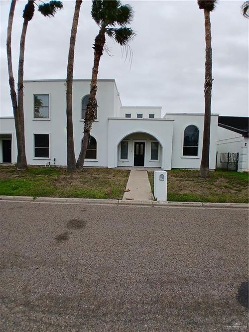130 San Jacinto St, Mission, TX, 78572-7423 | Card Image