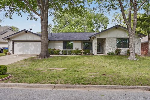 8710 E 65th Eastplace, Tulsa, OK, 74133 | Card Image