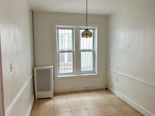 119 Rockaway Pkwy, Brooklyn, NY, 11212-3673 | Card Image