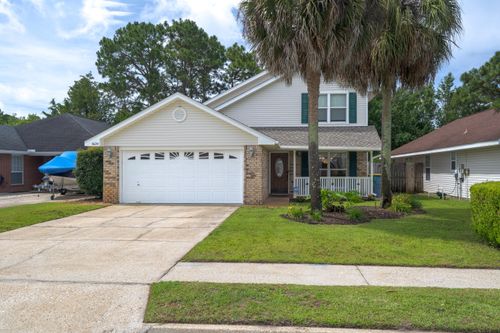 1624 Florence Ave, Fort Walton Beach, FL, 32547-4250 | Card Image